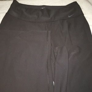 Straight leg yoga pants